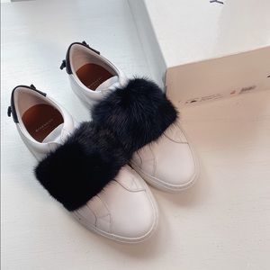 Brand new Givenchy Sneaker Size38
